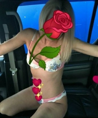 Я наделена всеми необходимыми качествами для того, чтобы удовлетворить все твои желания. В Москве я создам для тебя атмосферу настоящего наслаждения и релакса. Мои услуги разнообразны и включают классический секс, оральные ласки, эротический массаж и многое другое. Мои фото говорят сами за себя - я сексуальная и соблазнительная. Мои отзывы только подтверждают качество моих услуг. Разреши мне показать тебе мир наслаждения и удовольствия. Жду тебя в Москве! 💋🌹 6868, 24 года